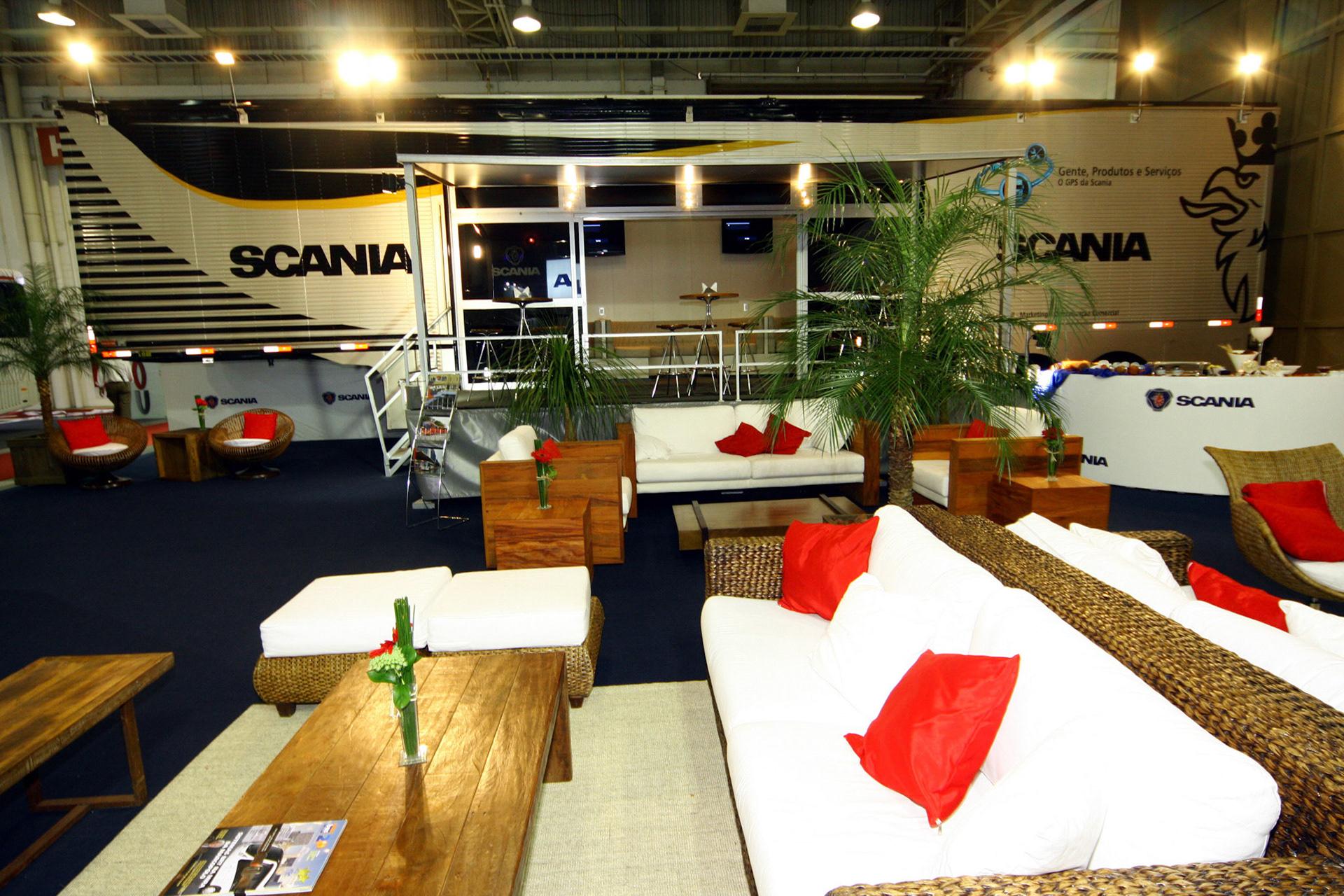 Estande Scania no evento Transpúblico — projeto e montagem gerenciados pela Trabuka